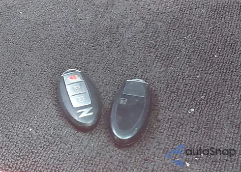 2010 Nissan 370Z Touring z USA, uszkodzony, nr VIN JN1AZ4EH9AM502292